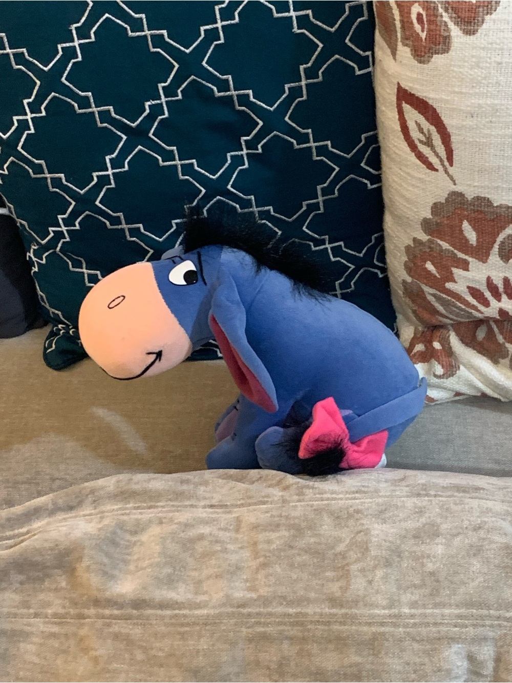 Winnie The Pooh And Eeyore Stuffed Animals - Picture 5 of 6